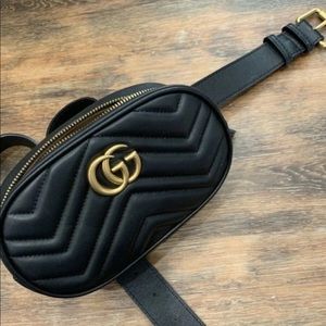 Gucci fanny purse